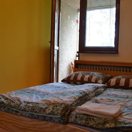 V Tatranskej Lomnici, Dinda 127 Appartamento